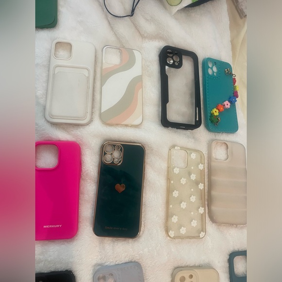 🌺45!45!45!🌺 IPHONE 12 PRO CASES! - Picture 2 of 8